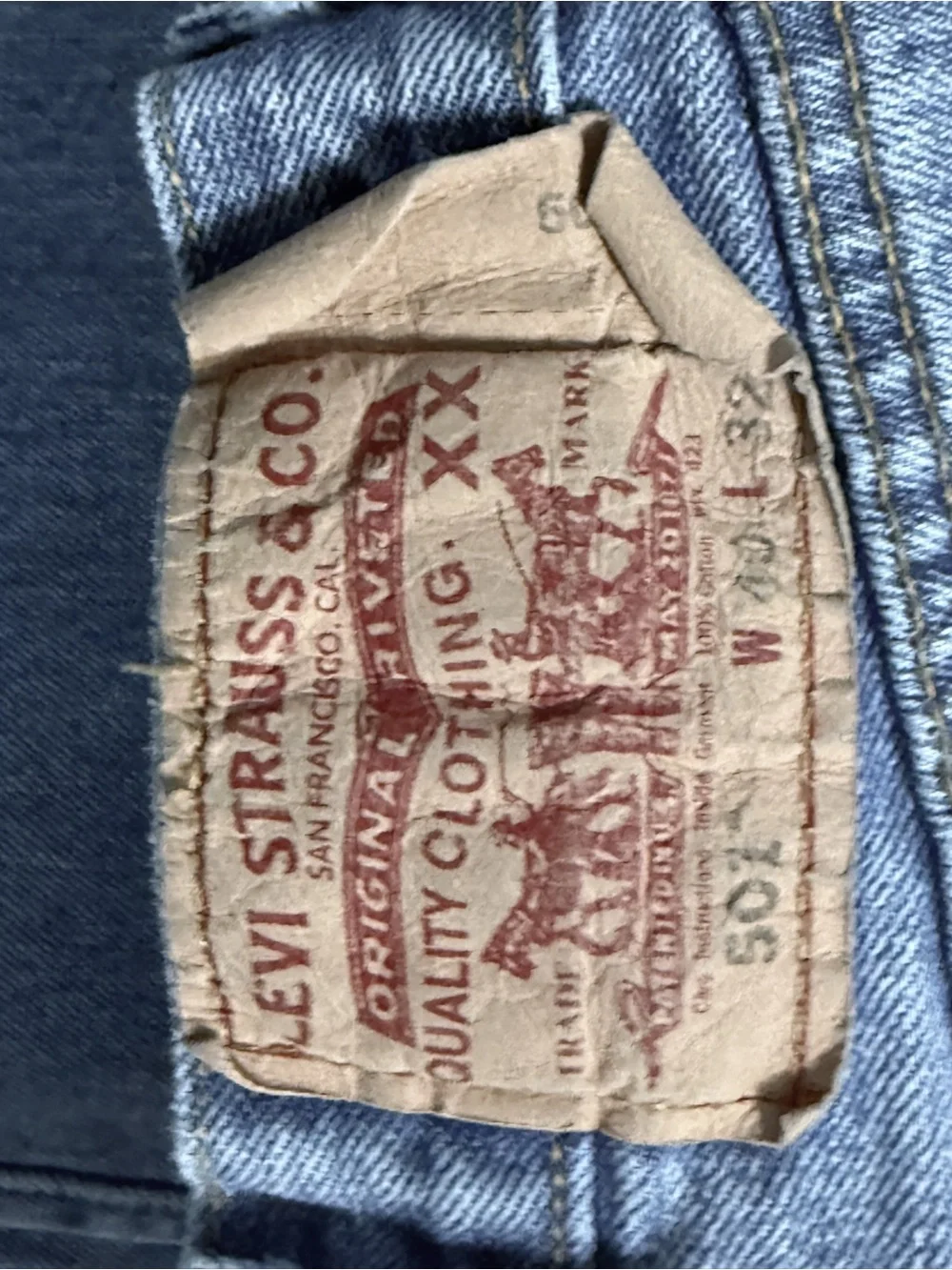 Levi’s 501 Men’s Jeans W40 L32 Button Fly Straight Leg Faded Blue